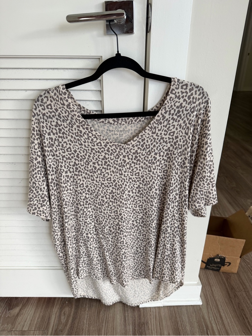 American Eagle Outfitters Taupe Leopard Print V-Neck Short Sleeve Tee